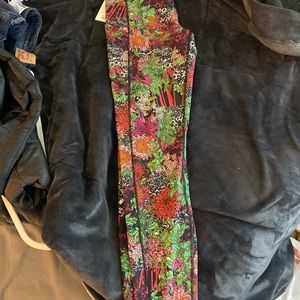 Lululemon Speed up Tight. RARE Brand New